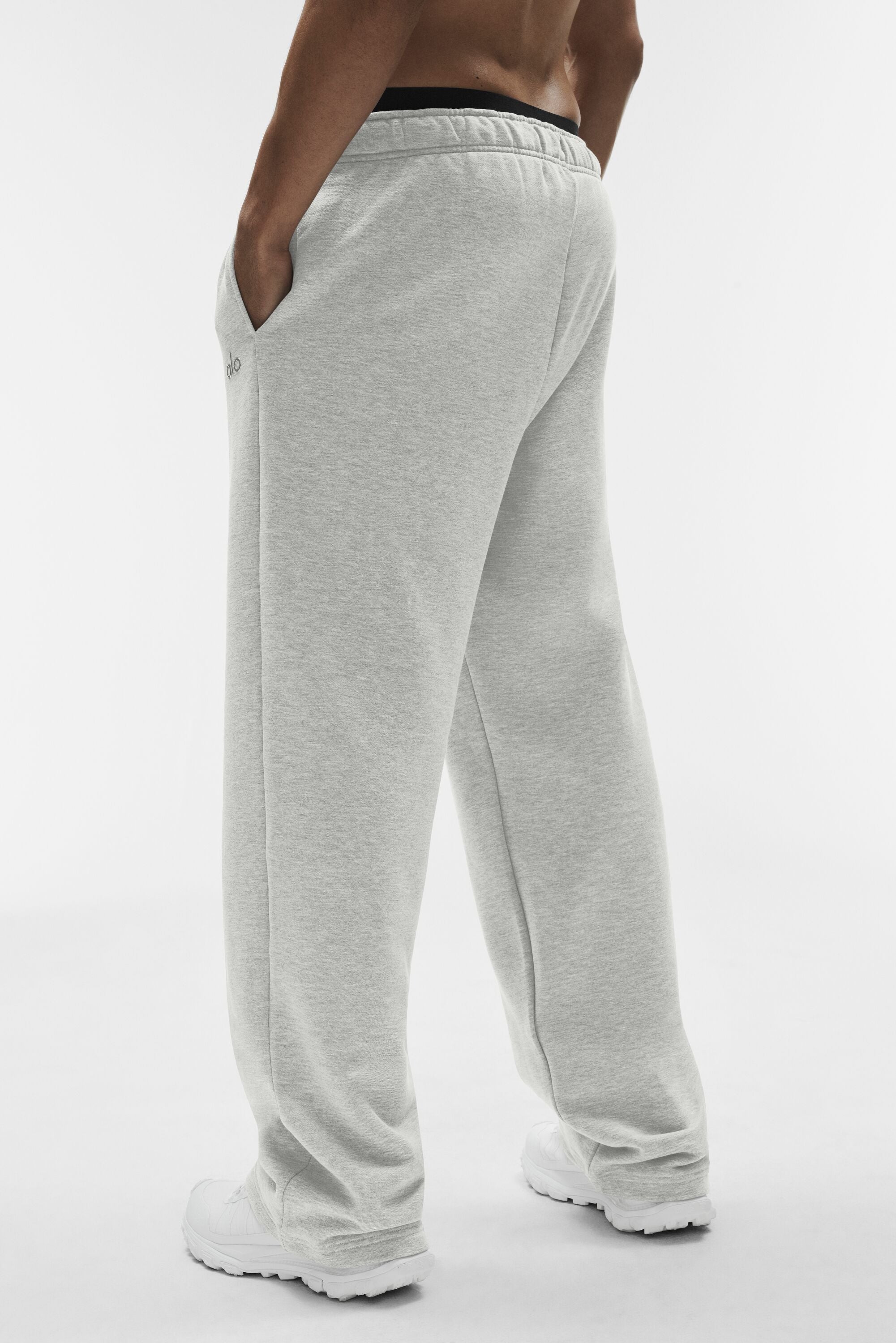 Alo Yoga Accolade Straight Leg Sweatpant - White Heather