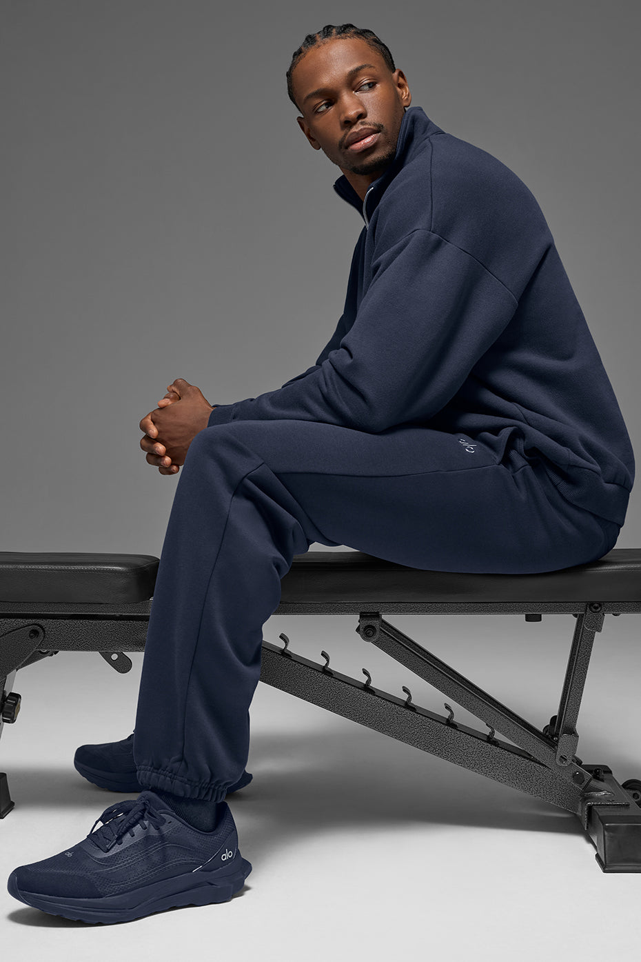 Alo Yoga Accolade Sweatpant - Navy