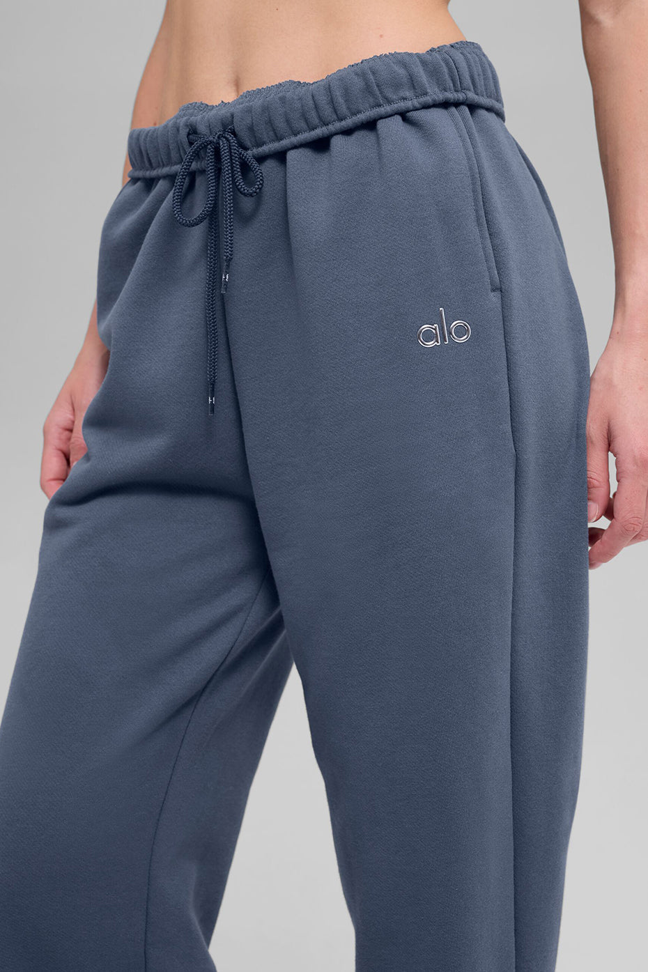 Alo Yoga Accolade Sweatpant - Bluestone