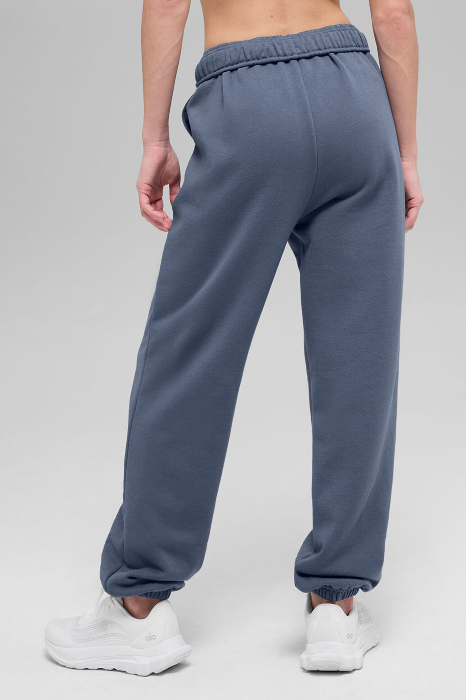 Alo Yoga Accolade Sweatpant - Bluestone