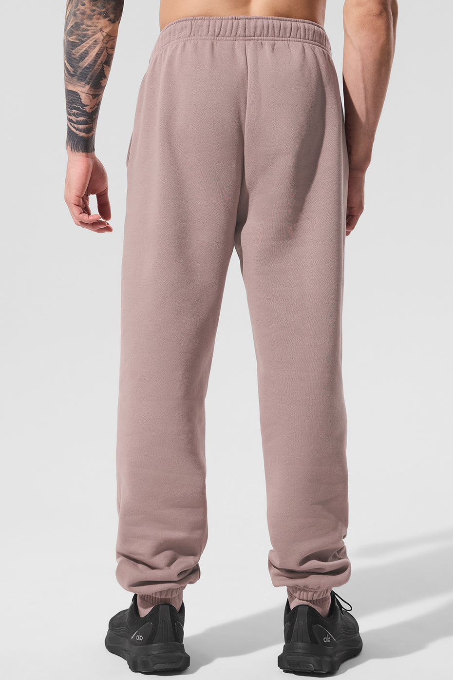 Alo Yoga Accolade Sweatpant - Taupe