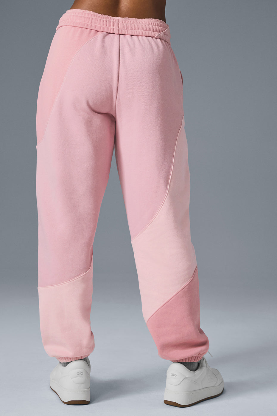 Alo Yoga Make Waves Sweatpant - Sunset Pink Tonal