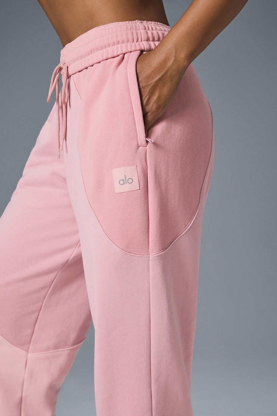 Alo Yoga Make Waves Sweatpant - Sunset Pink Tonal