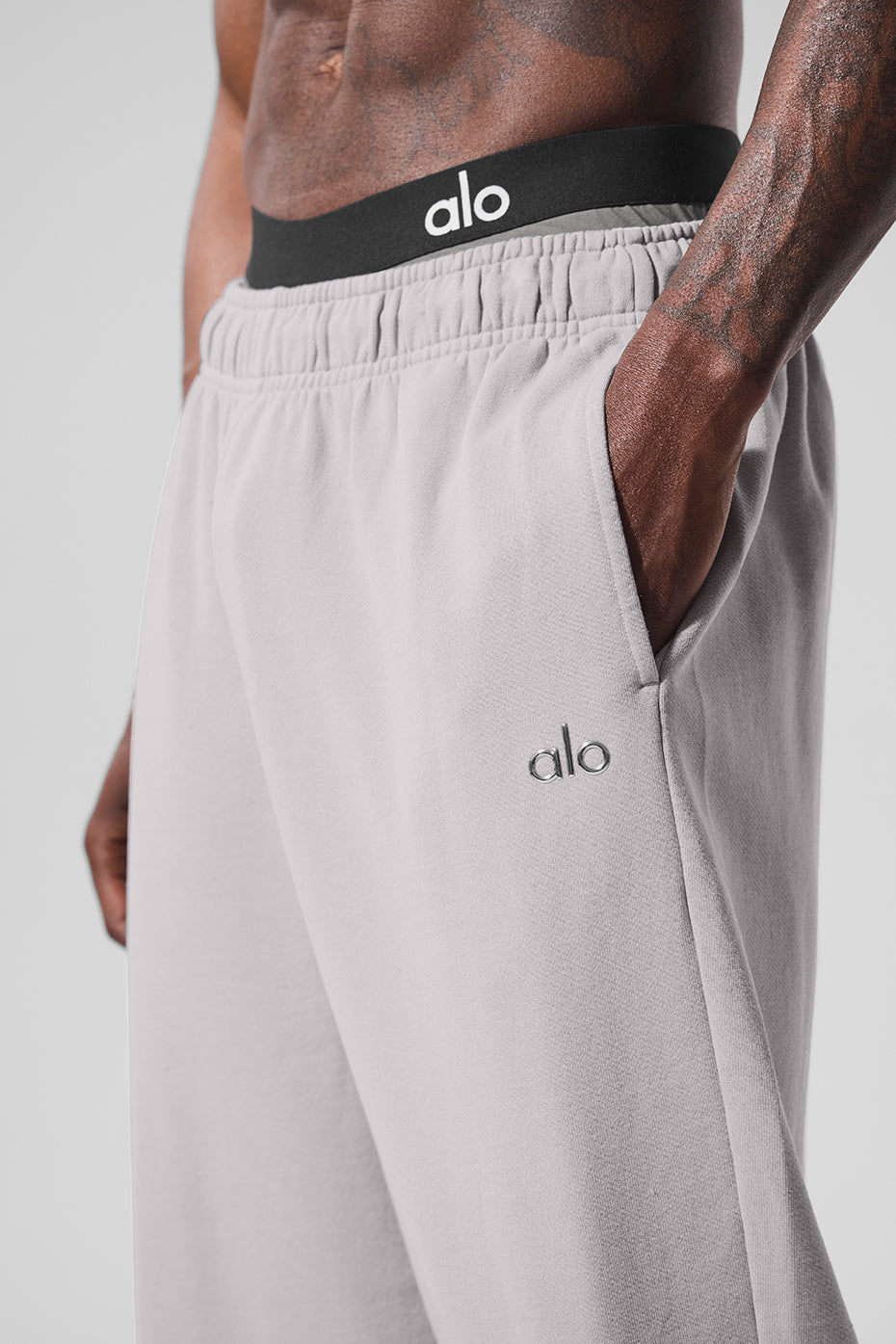 Alo Yoga Washed Accolade Straight Leg Sweatpant - Grey Sky Wash