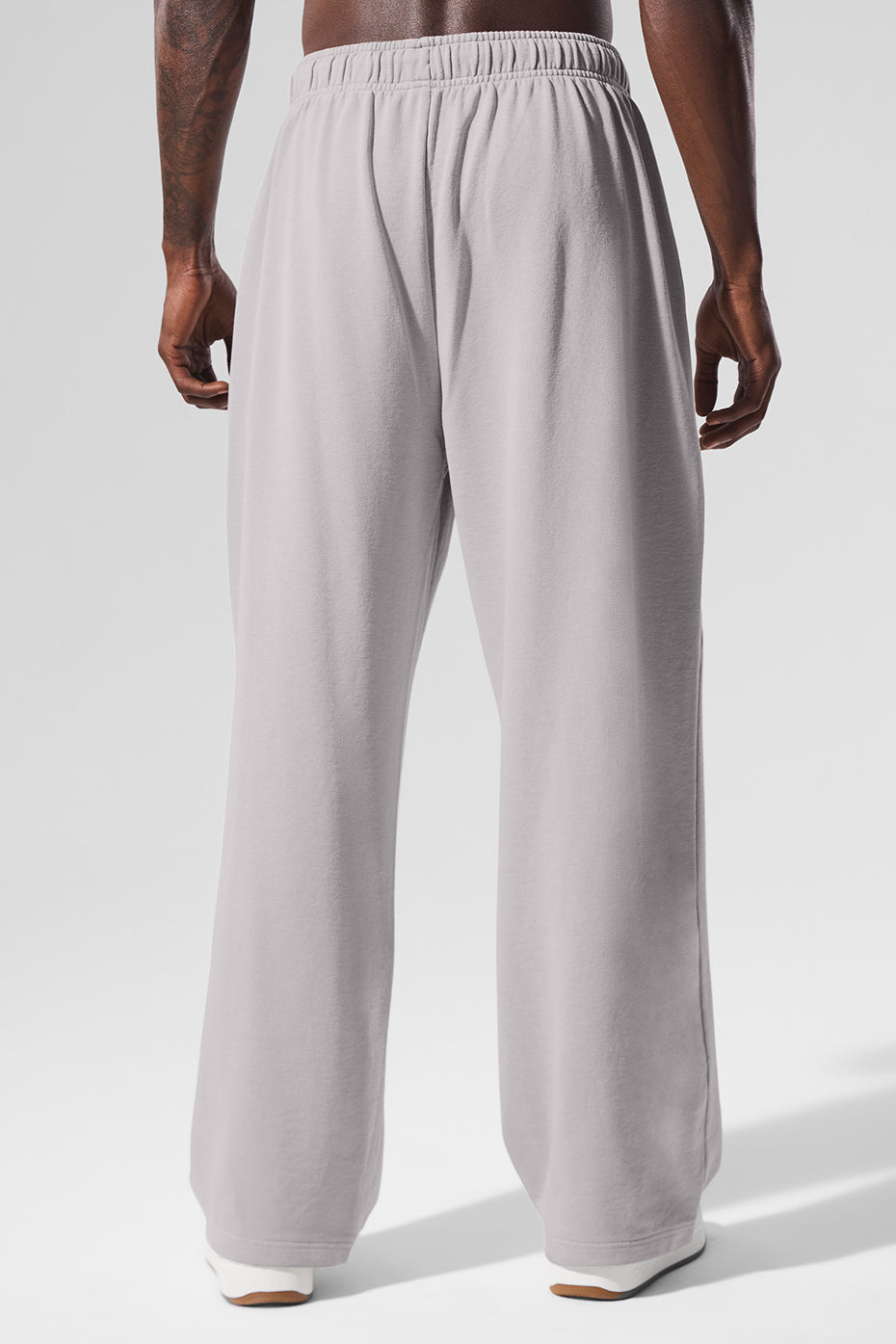 Alo Yoga Washed Accolade Straight Leg Sweatpant - Grey Sky Wash