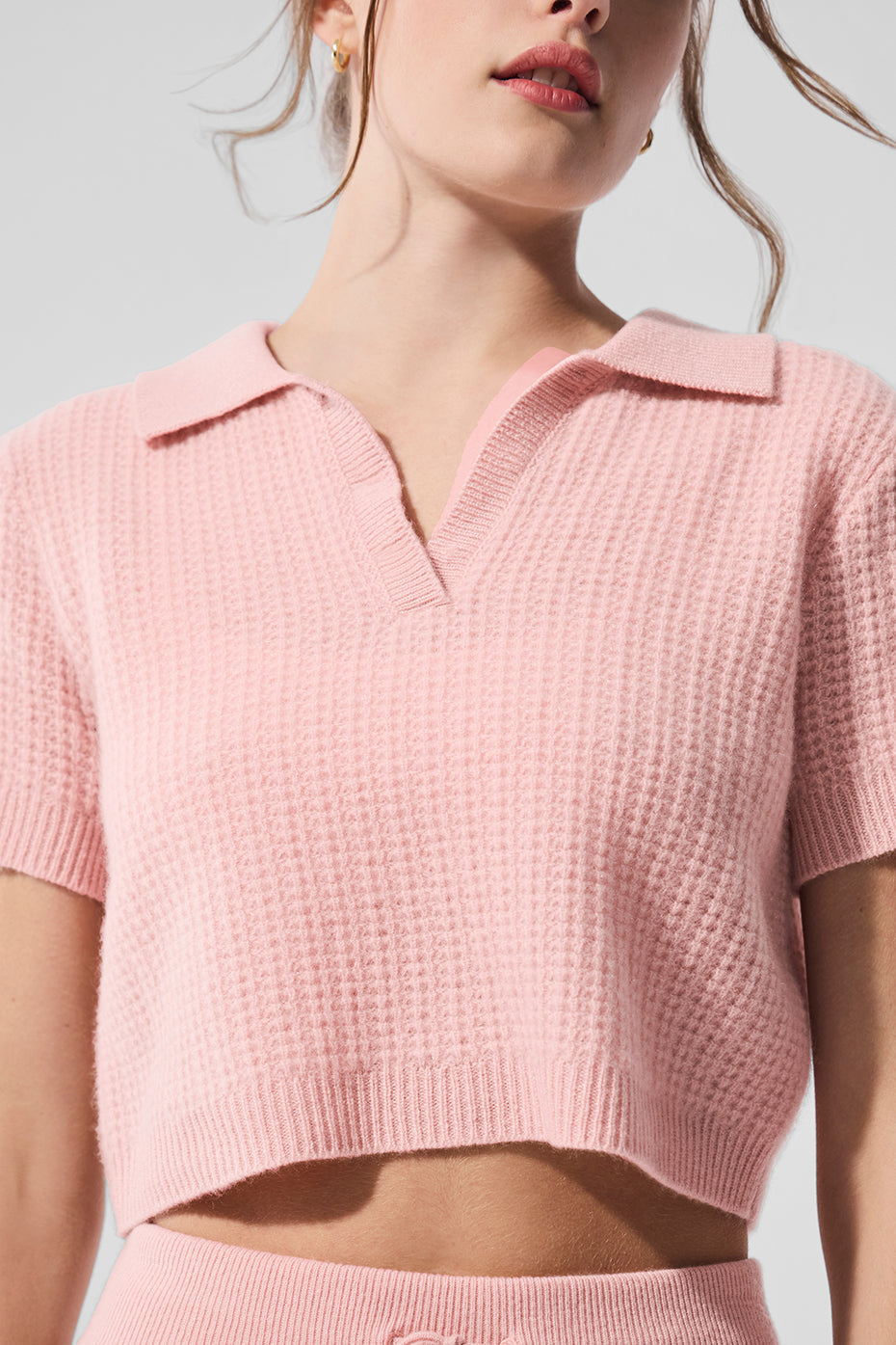 Alo Yoga Cashmere Plush Waffle Polo Tee - Pink Quartz