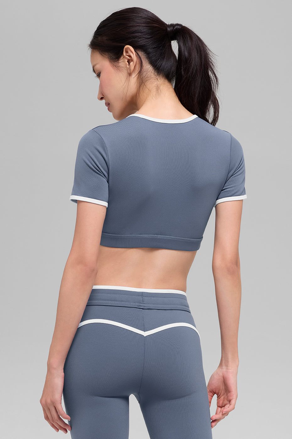 Alo Yoga Airbrush Race Pace Short Sleeve - Bluestone/White