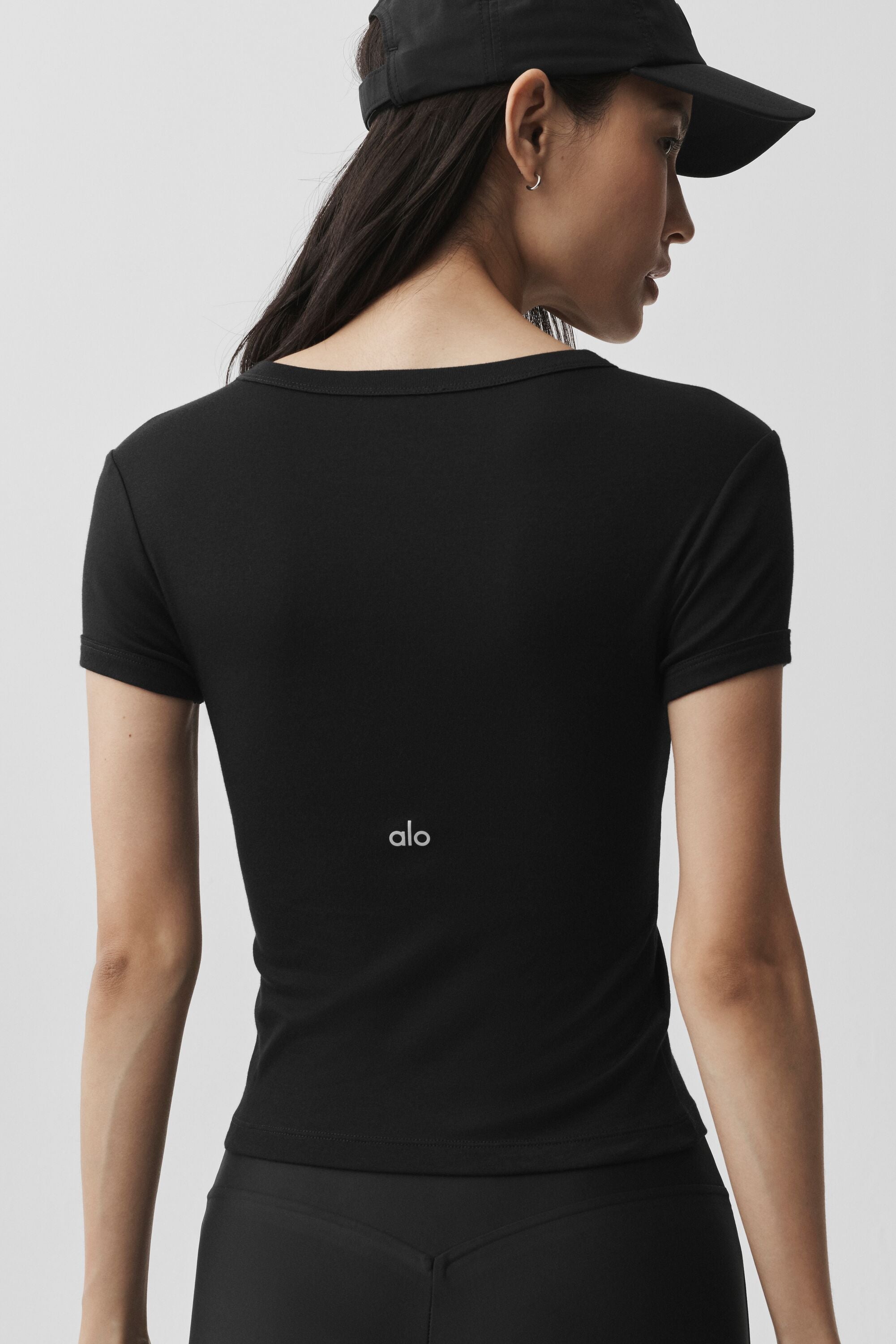 Alo Yoga Timeless Tee - Black