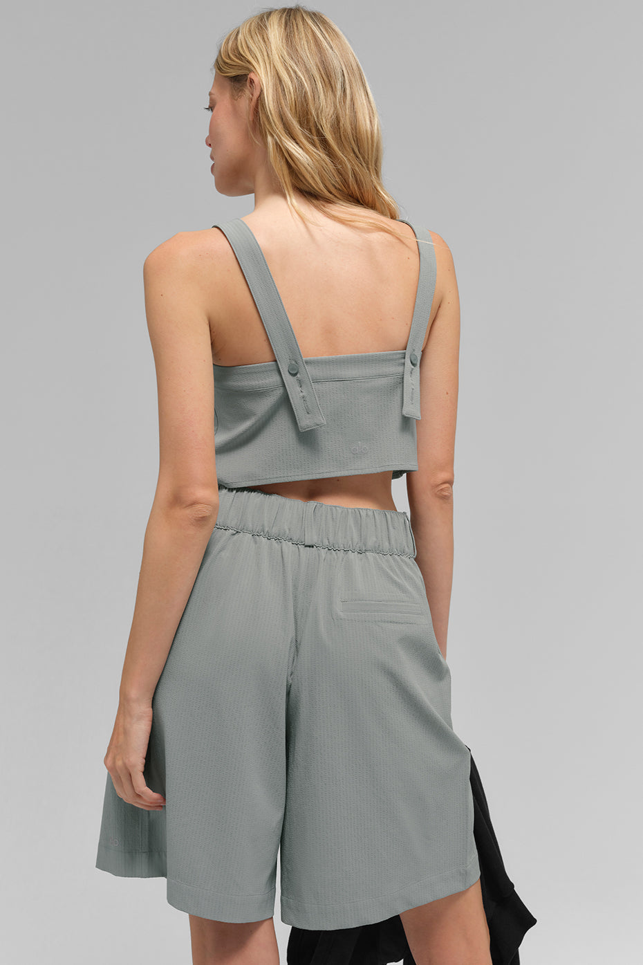 Alo Yoga Cropped Dreamscape Tank - Lunar Grey