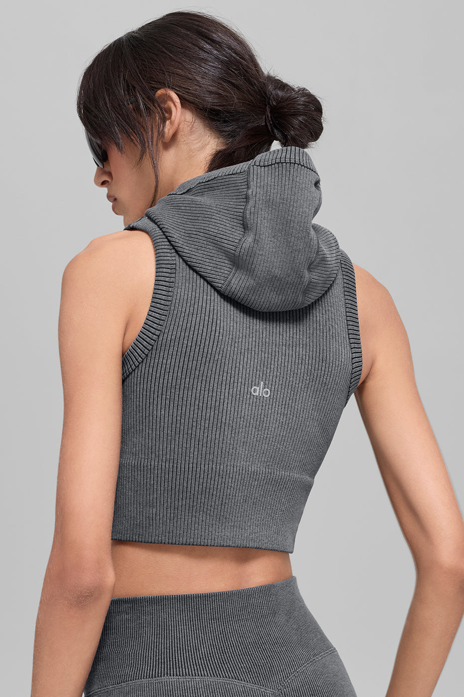 Alo Yoga Seamless Two Tone Rib Hooded Vest - Dark Misty Grey Heather