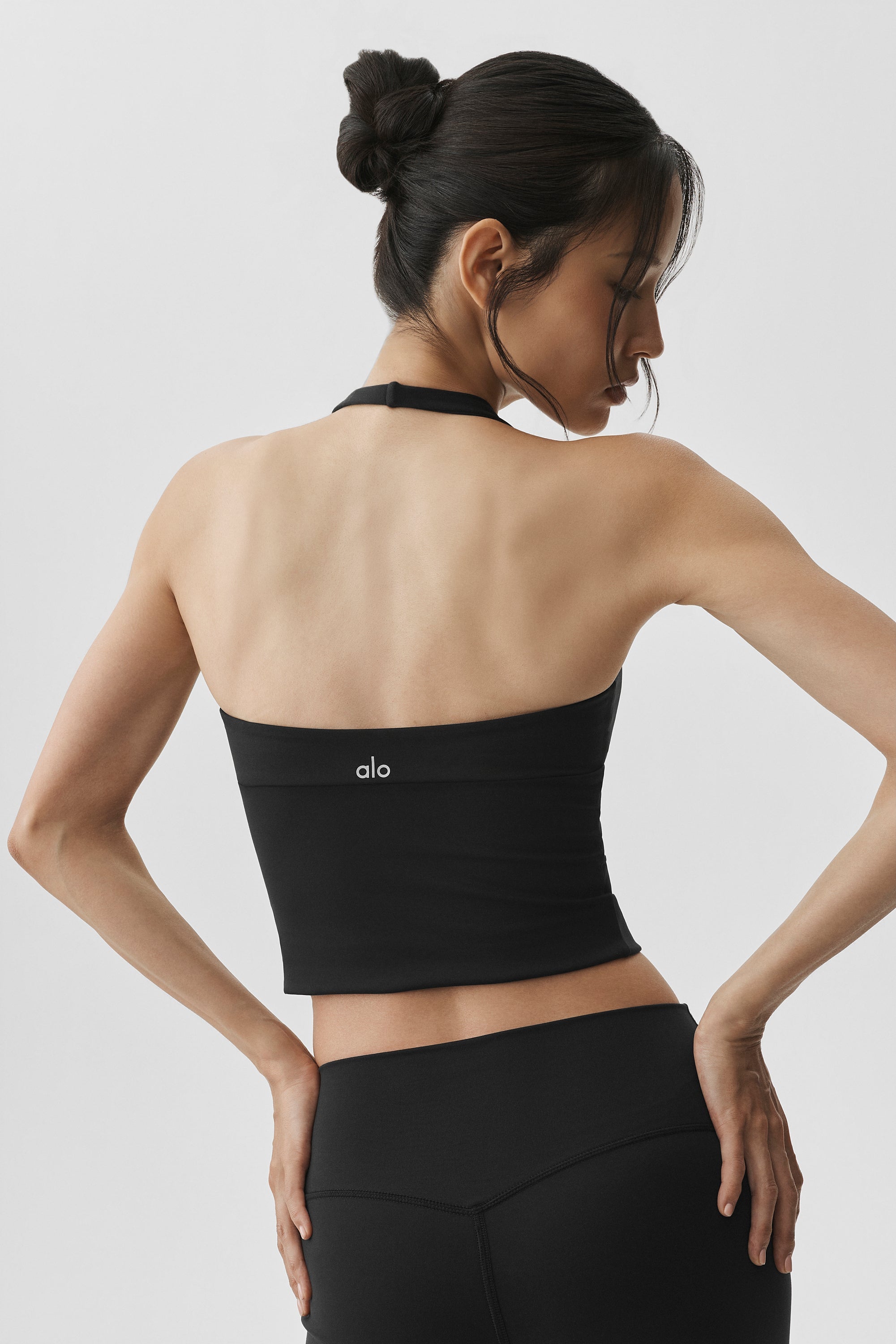Alo Yoga ALO Softsculpt Precision Halter Tank - Black