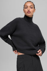 Alo Yoga Wool Cashmere Cropped New Class Turtleneck Sweater - Black