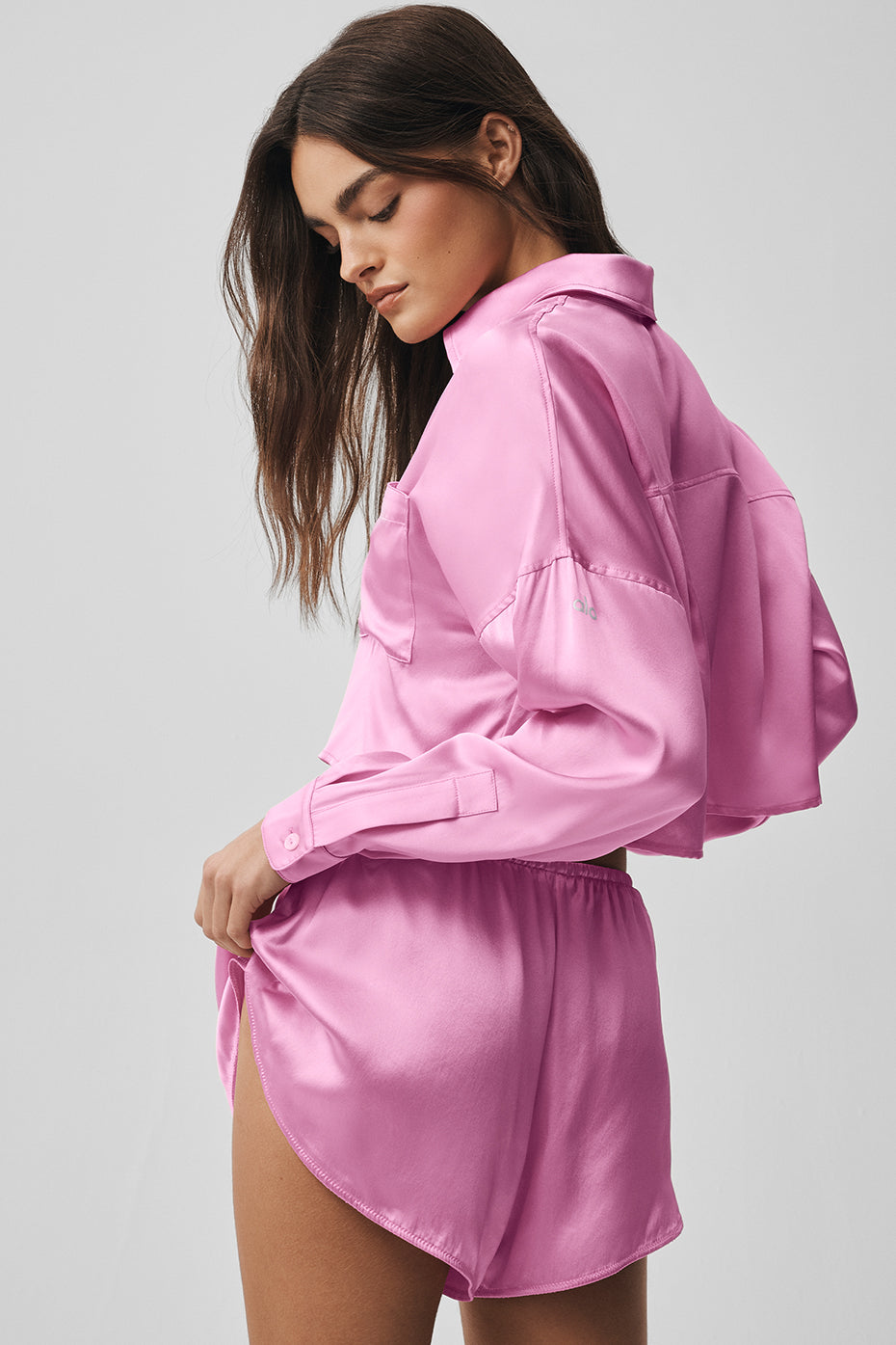 Alo Yoga Silk Luminous Cropped Button Down Long Sleeve - Candy Heart Pink