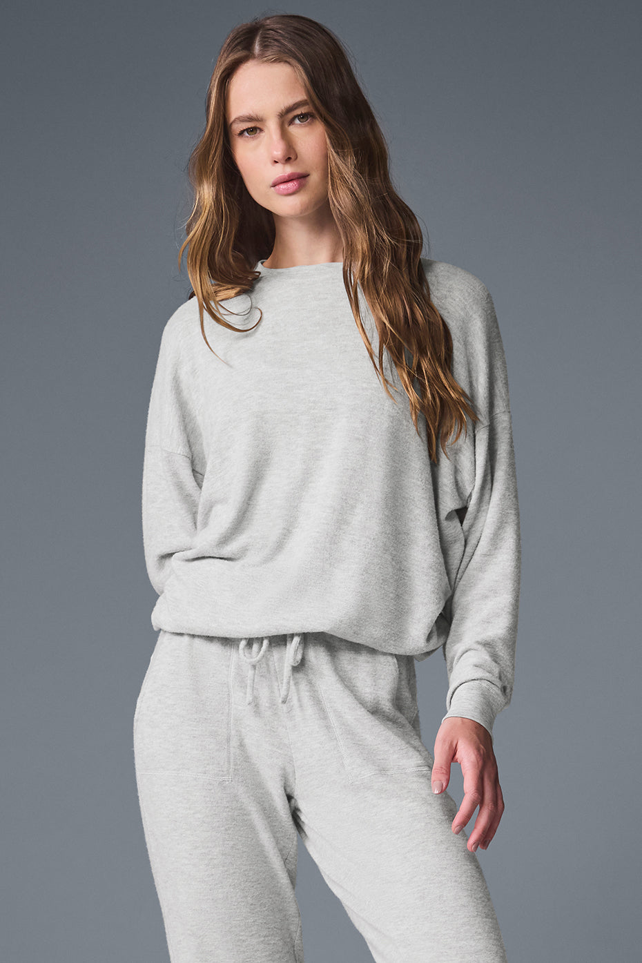 Alo Yoga Soho Pullover - Athletic Heather Grey