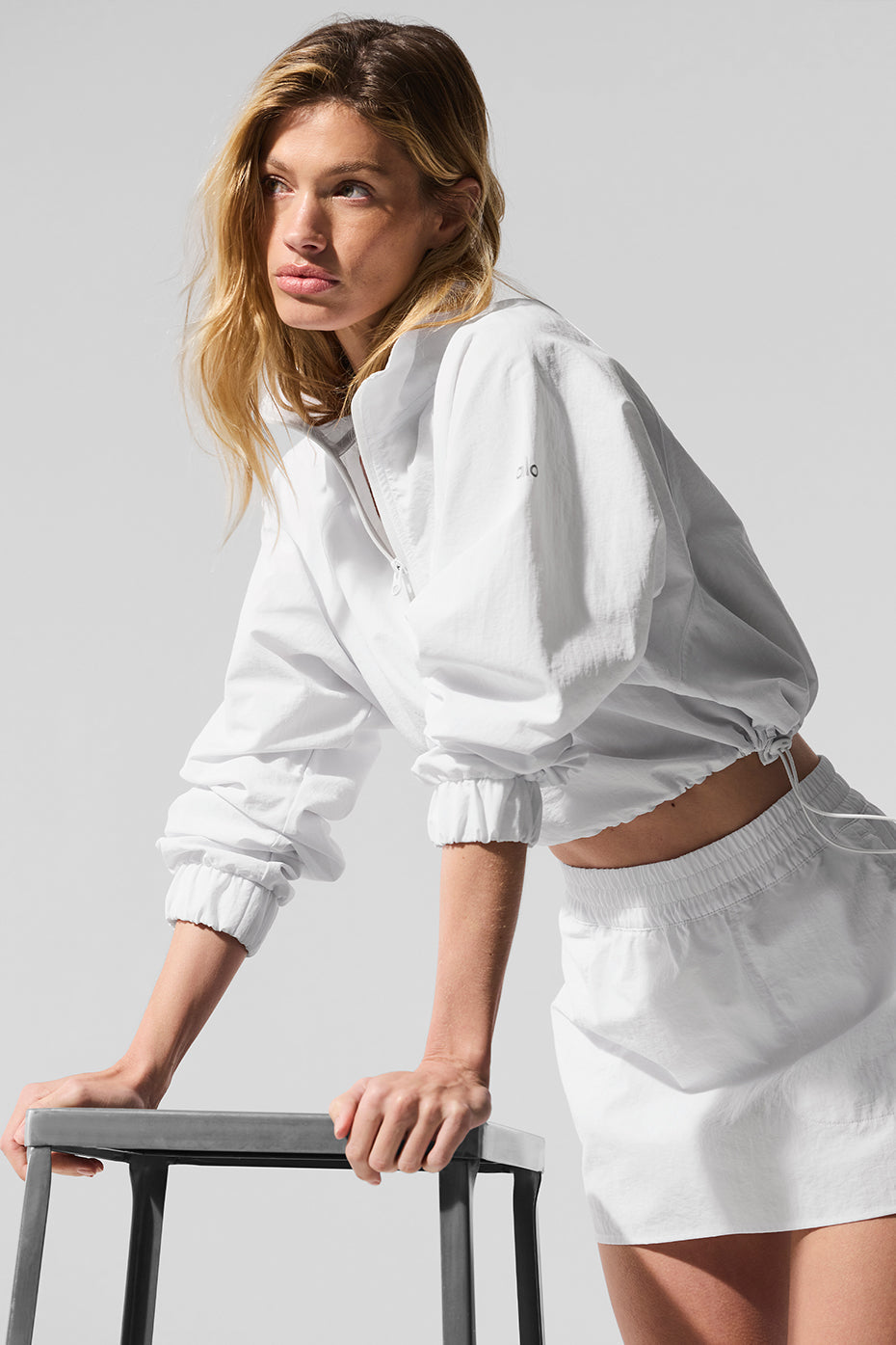 Alo Yoga Cropped 1/4 Zip Alumni Pullover - White