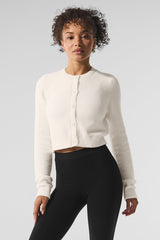 Alo Yoga Snuggle Up Sweater Cropped Cardigan - Ivory