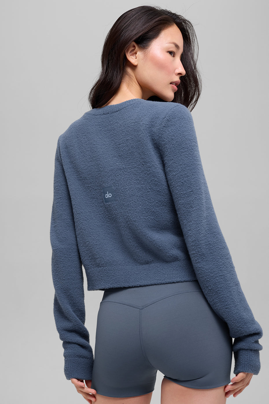 Alo Yoga Snuggle Up Sweater Cropped Cardigan - Bluestone