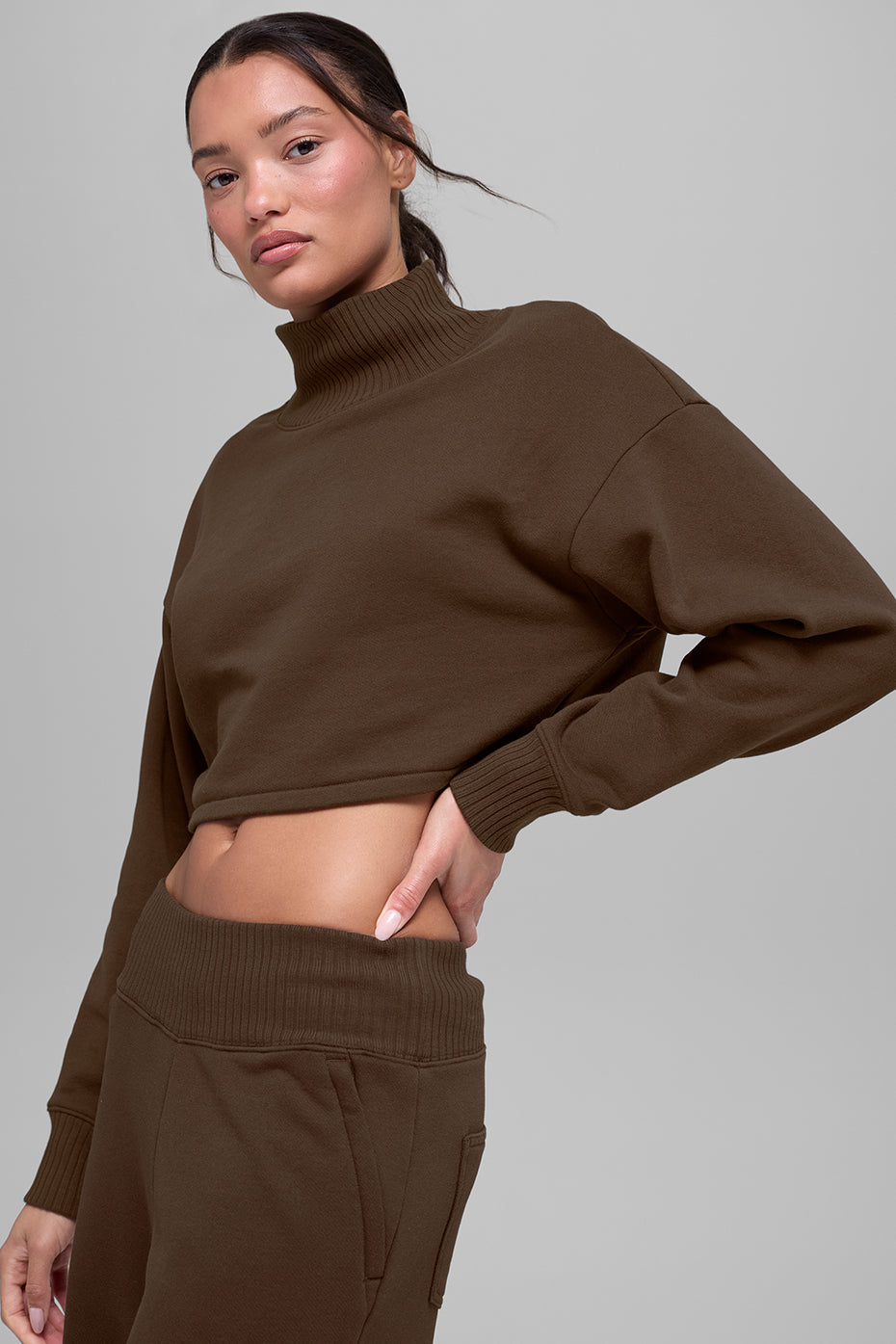Alo Yoga Cropped Serenity Coverup - Espresso