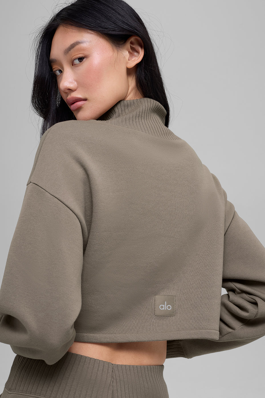 Alo Yoga Cropped Serenity Coverup - Light Cocoa