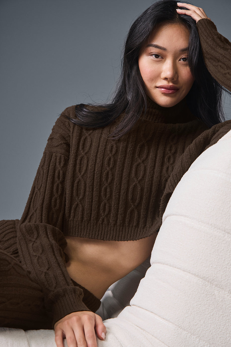 Alo Yoga Cable Knit Cropped Winter Bliss Turtleneck Long Sleeve - Espresso