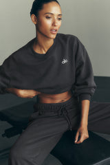 Alo Yoga Cropped Accolade Crewneck - Anthracite