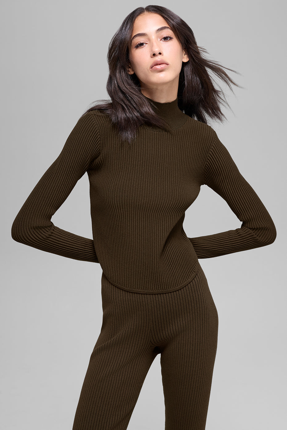 Alo Yoga Denim Knit Backless Long Sleeve - Espresso/Black