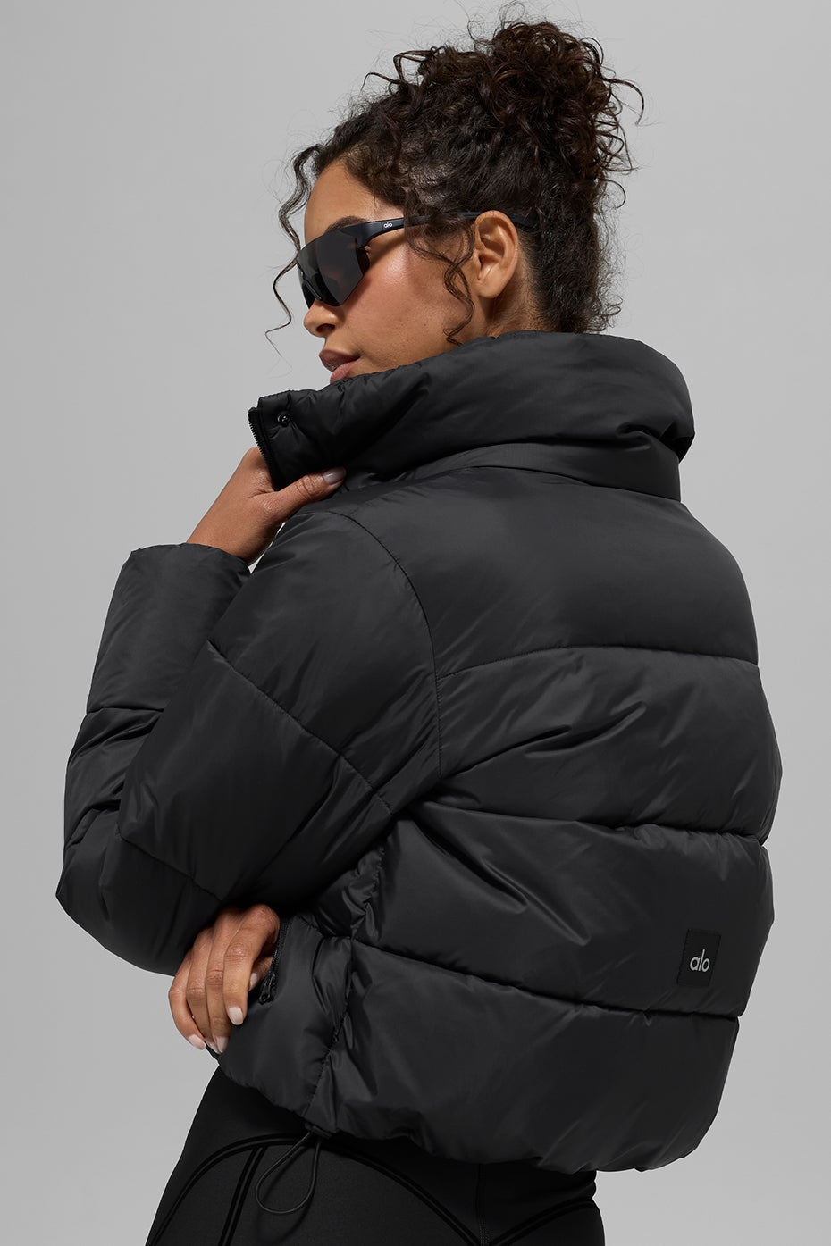 Alo Yoga Gold Rush Puffer - Black