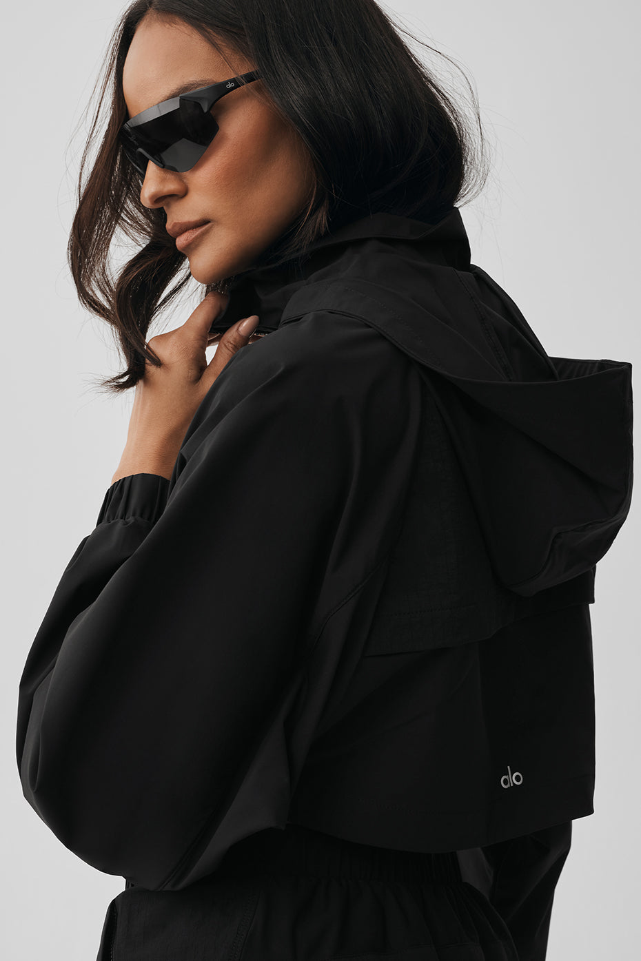 Alo Yoga Cropped Playmaker Jacket - Black