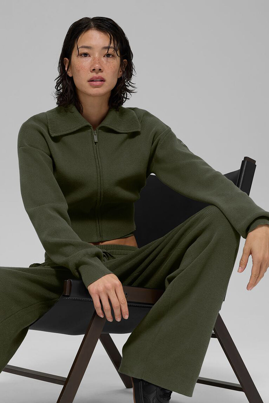 Alo Yoga Scholar Knit Cropped Full Zip Jacket - Green Olive