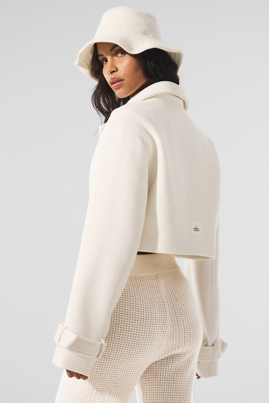 Alo Yoga Wool Cropped Metro Trench - Ivory