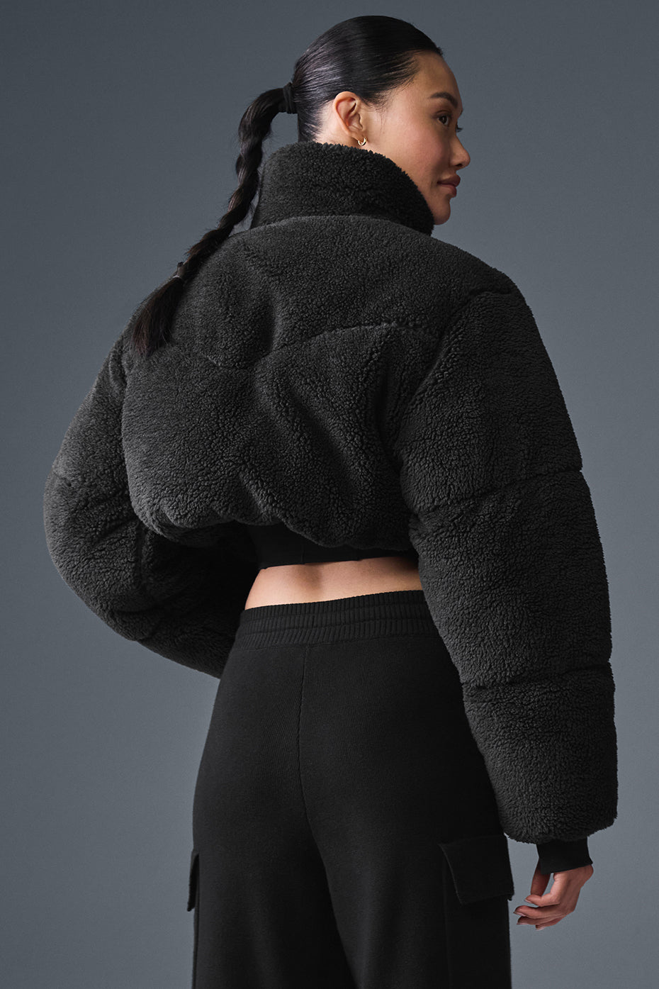 Alo Yoga Sherpa Main Act Corset Puffer - Black