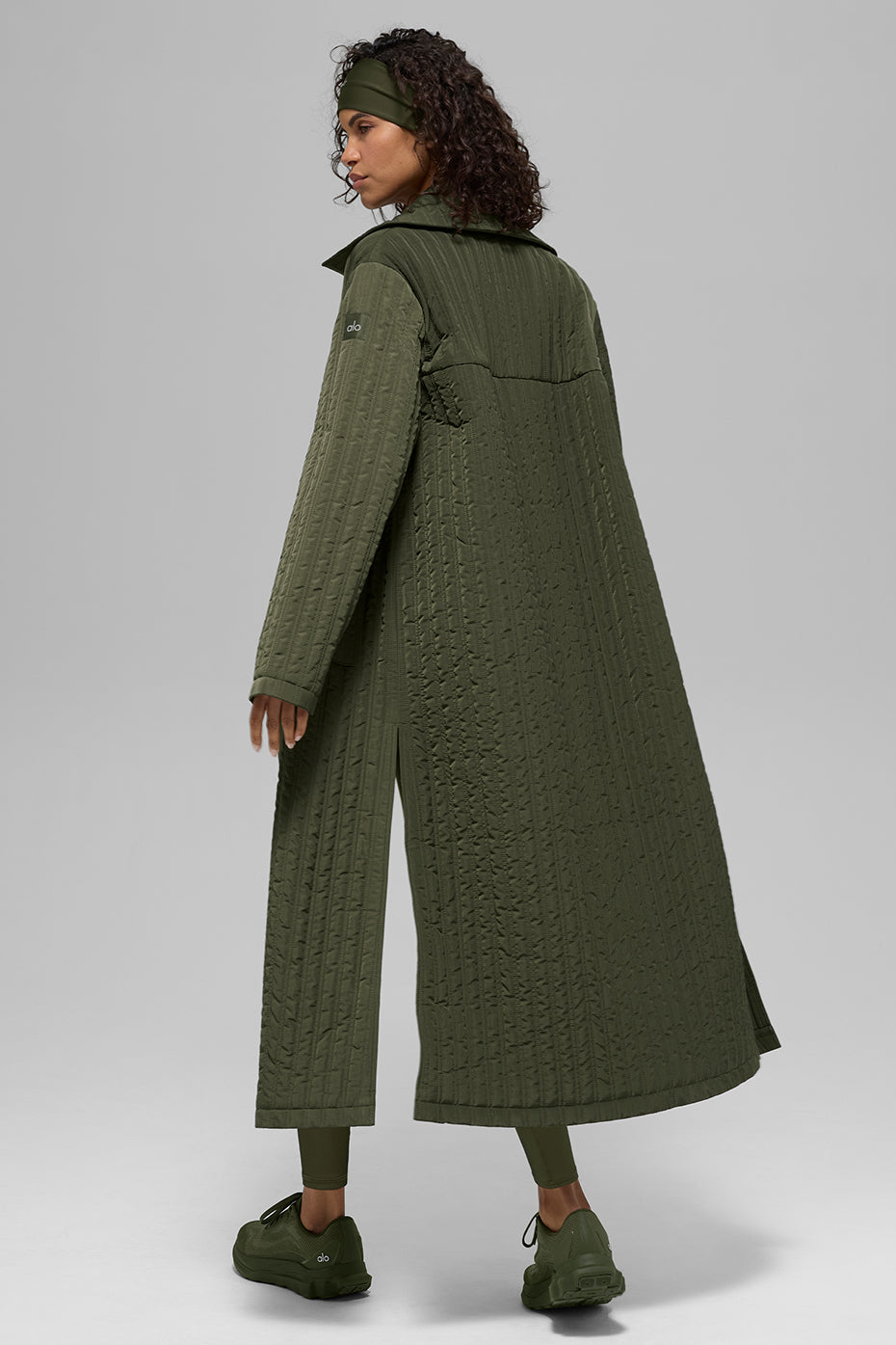 Alo Yoga Quilted Skyline Long Coat - Green Olive