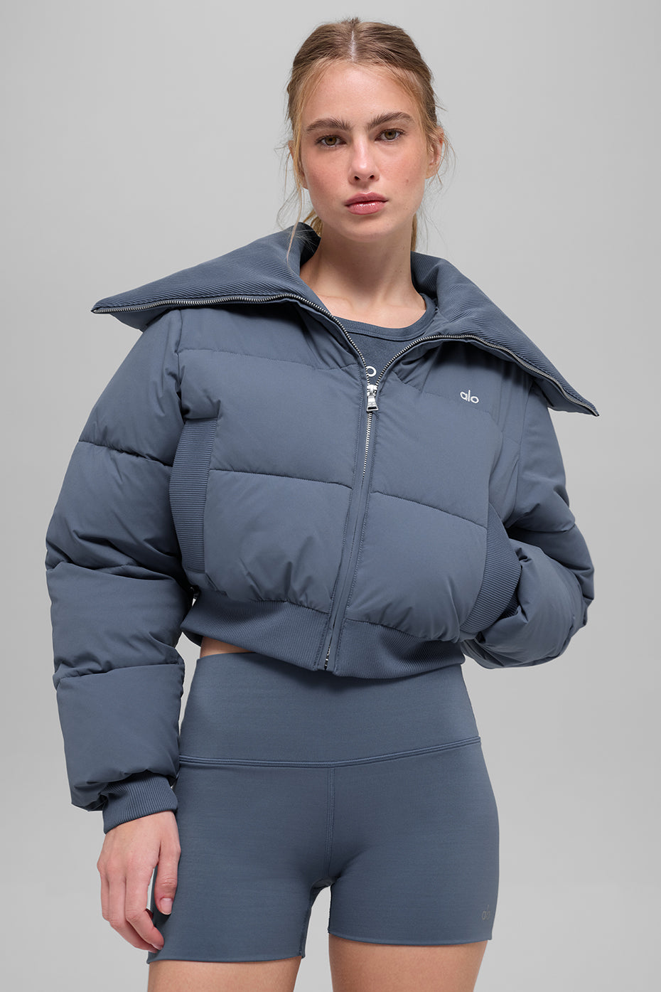 Alo Yoga Captivate Puffer - Bluestone