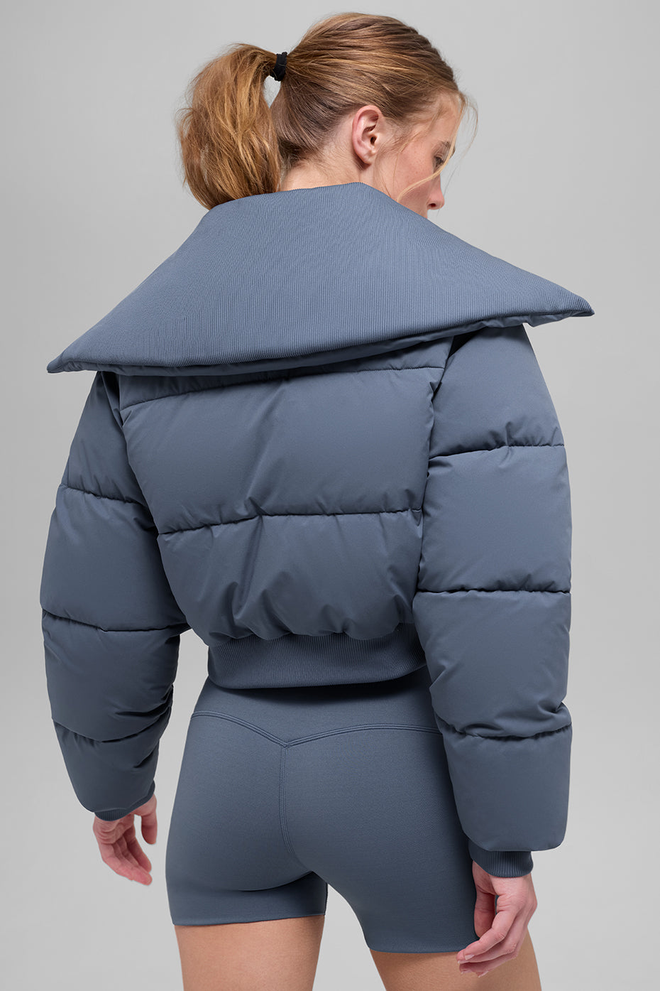 Alo Yoga Captivate Puffer - Bluestone