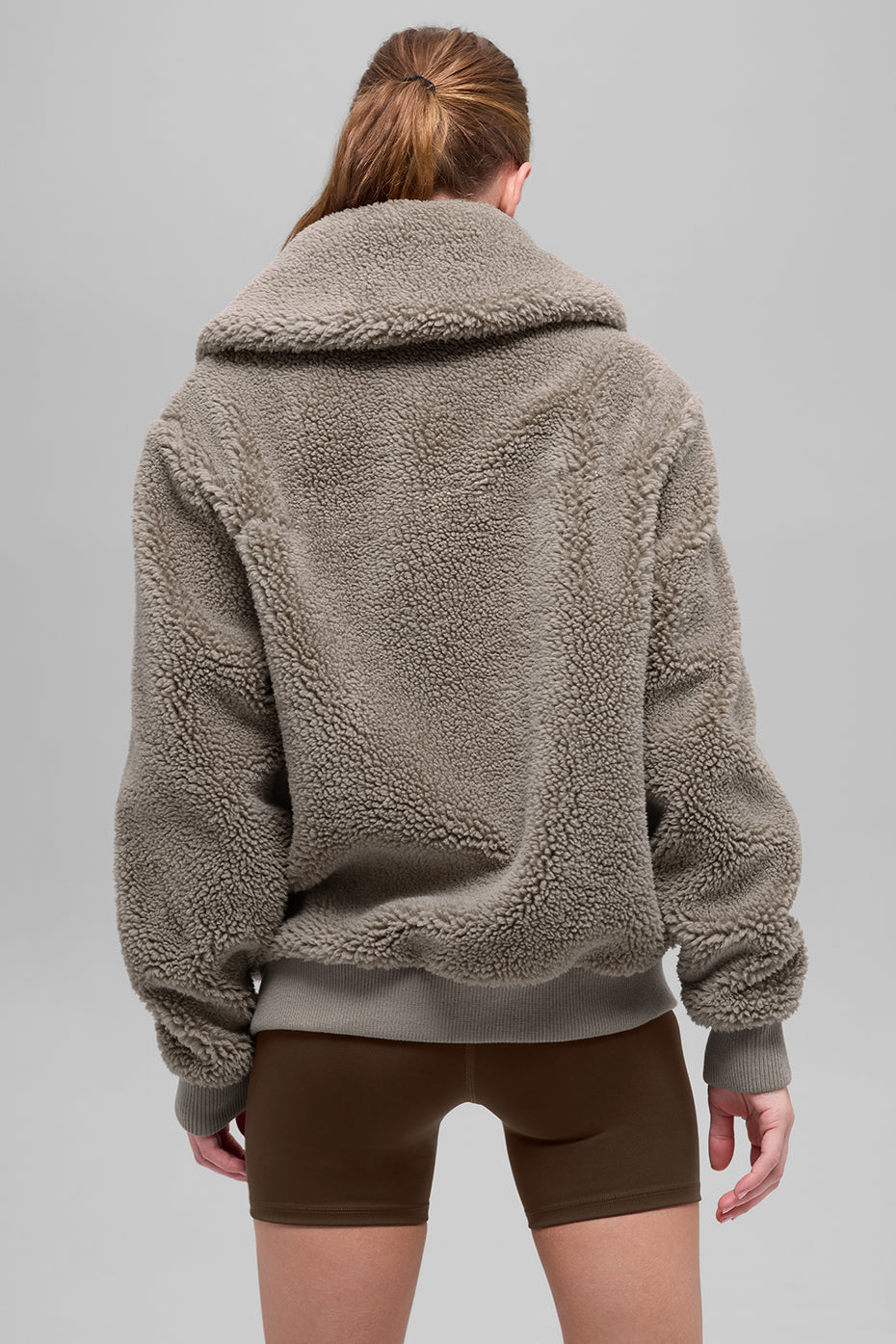 Alo Yoga Sherpa Downtown Jacket - Light Cocoa