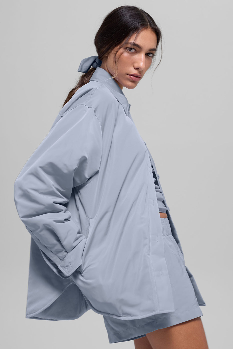 Alo Yoga Socialite Shacket - Winter Frost