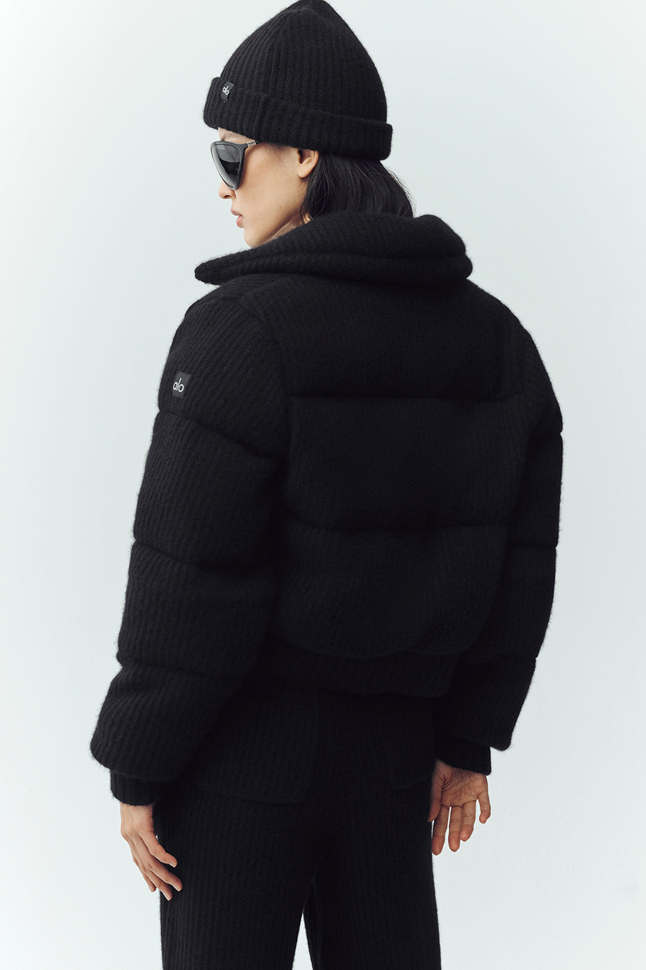Alo Yoga Cashmere Northstar Sweater Puffer - Black