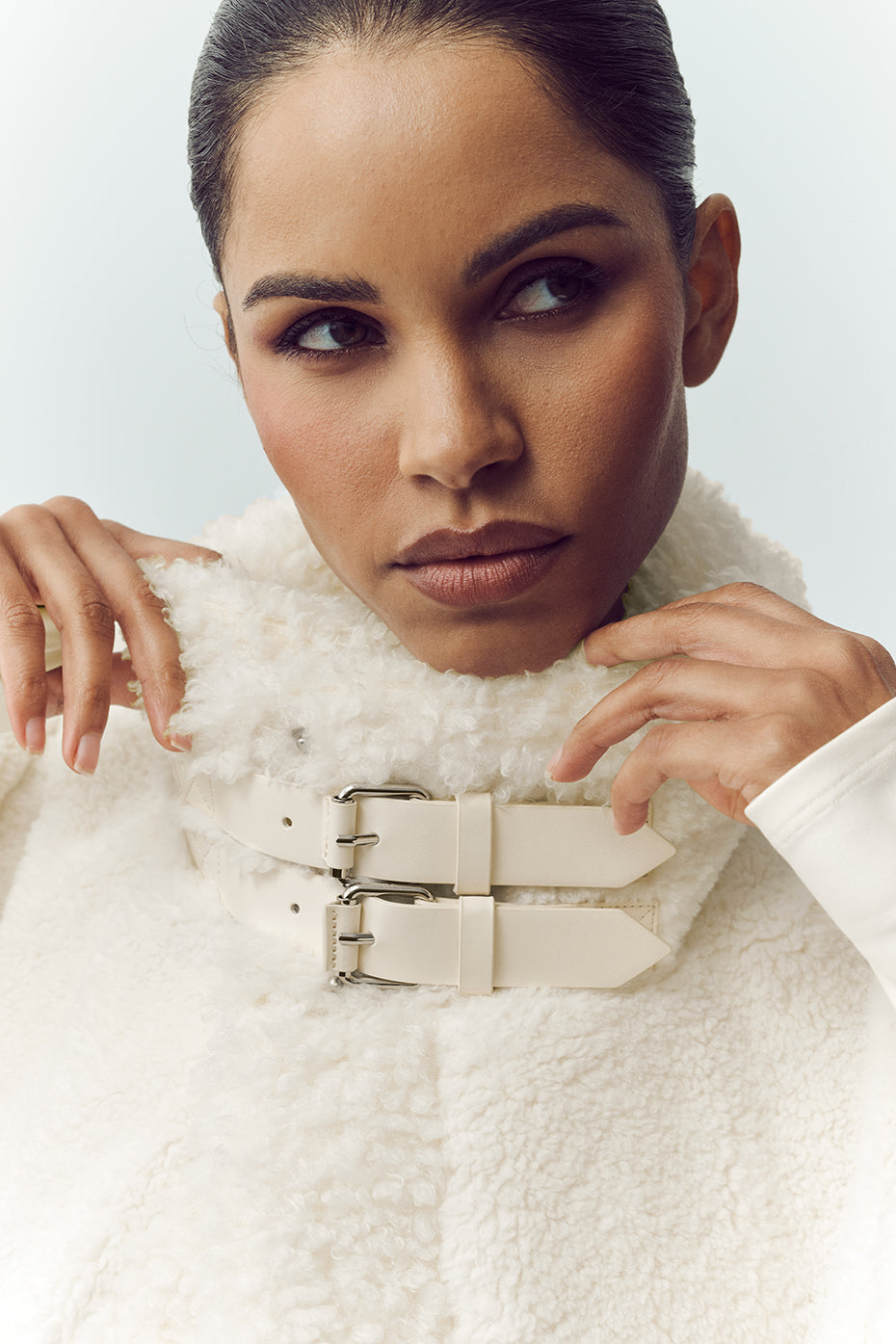 Alo Yoga Sherpa Fireside Bomber - Ivory