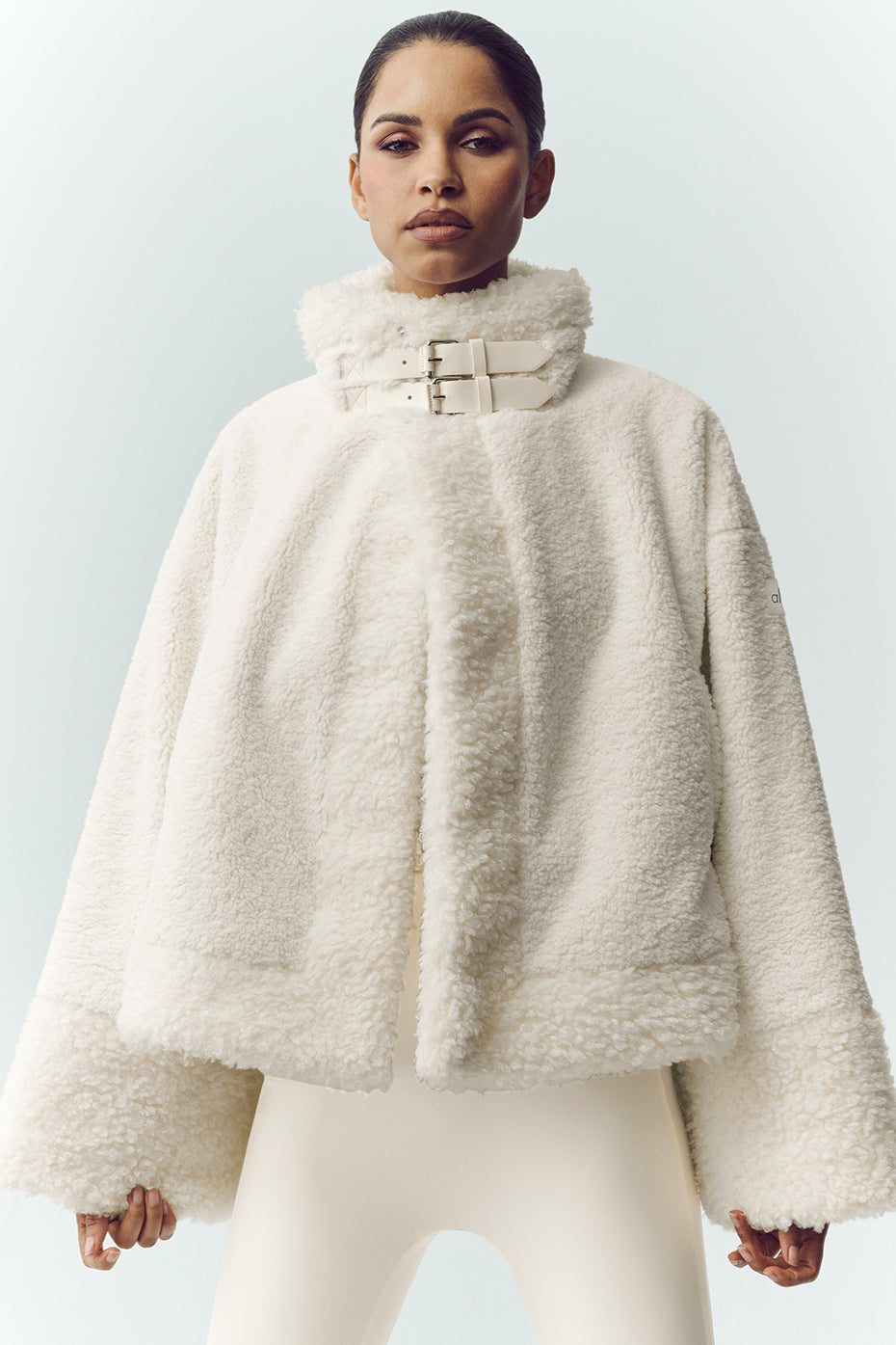 Alo Yoga Sherpa Fireside Bomber - Ivory