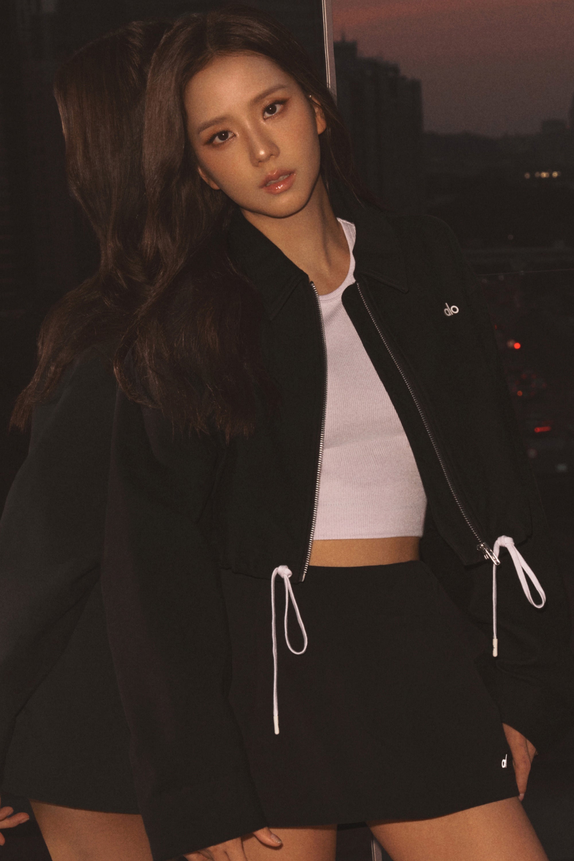 Alo Yoga Cropped Fan Favorite Full Zip Jacket - Black