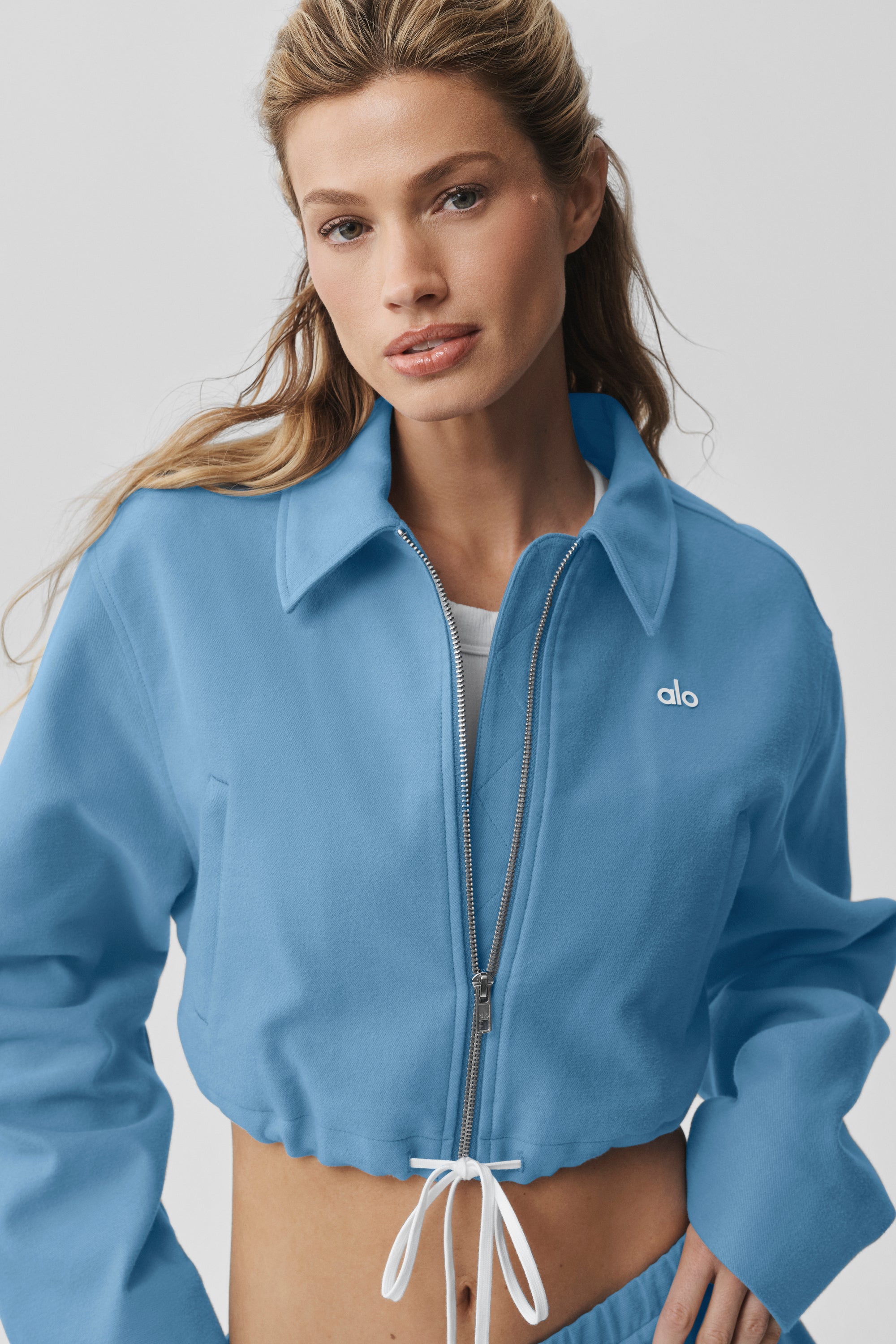 Alo Yoga Cropped Fan Favorite Full Zip Jacket - California Blue