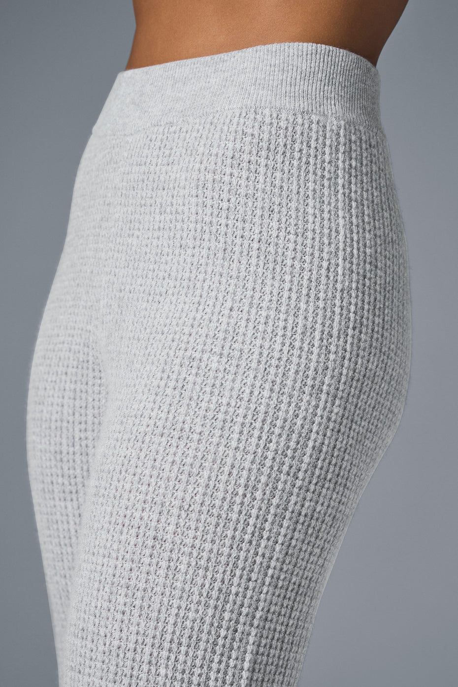 Alo Yoga Cashmere High-Waist Plush Waffle Pant - Athletic Heather Grey