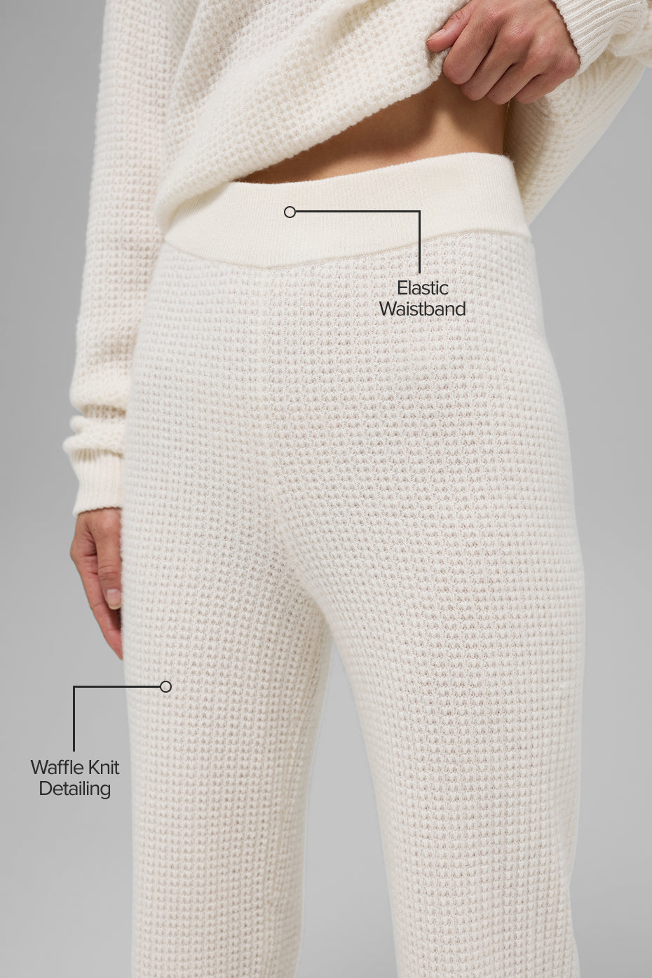 Alo Yoga Cashmere High-Waist Plush Waffle Pant - Ivory