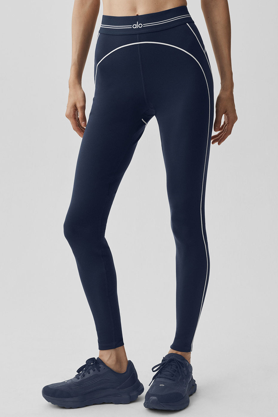 Alo Yoga Airbrush High-Waist Heart Throb Legging - Navy/White