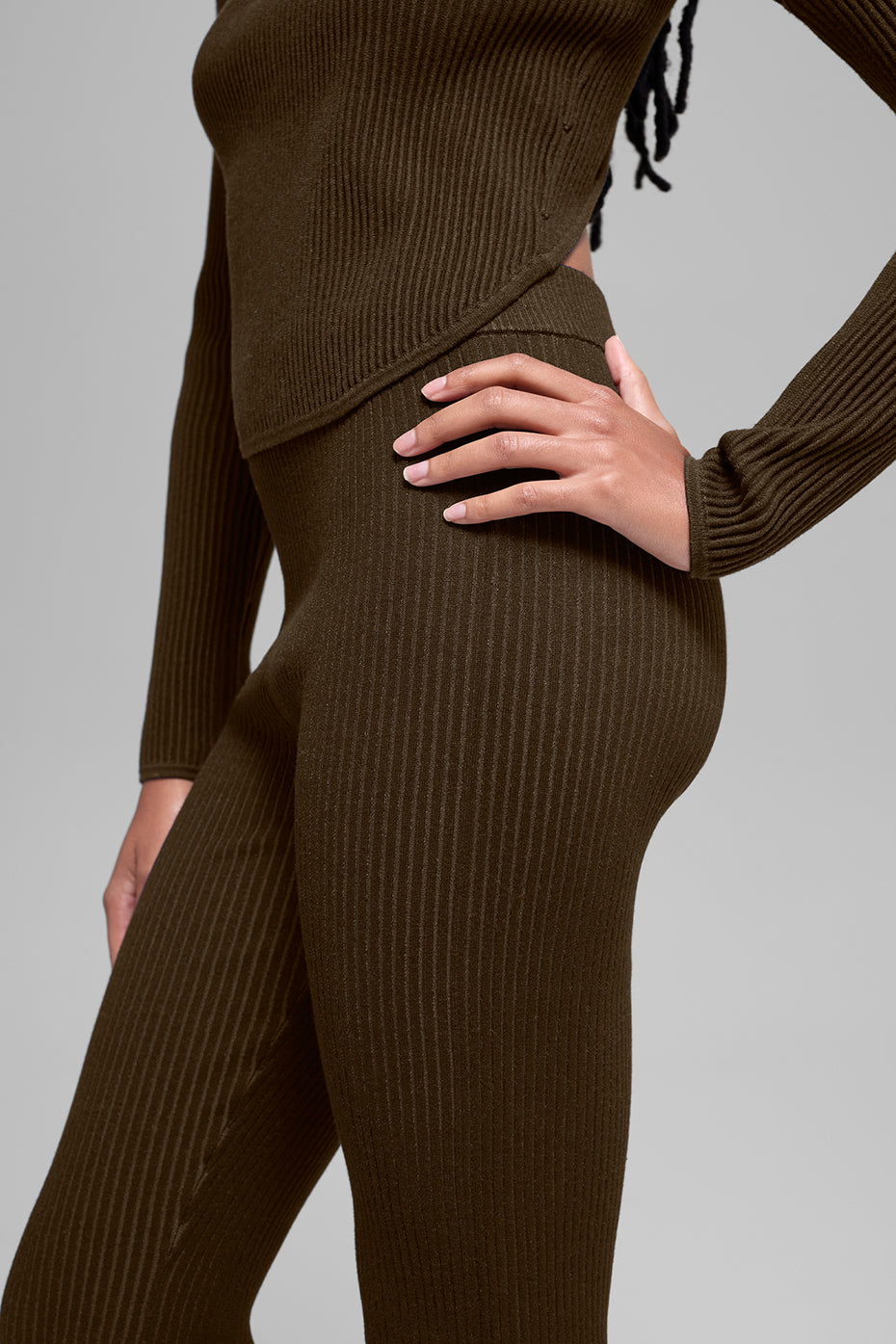 Alo Yoga Denim Knit High-Waist Flare Pant - Espresso/Black