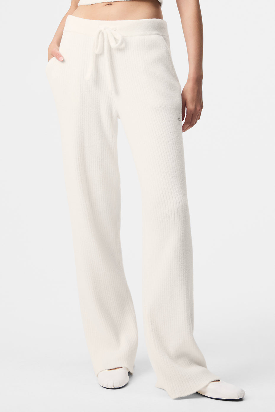 Alo Yoga Snuggle Up Sweater High-Waist Wide Leg Pant - Ivory