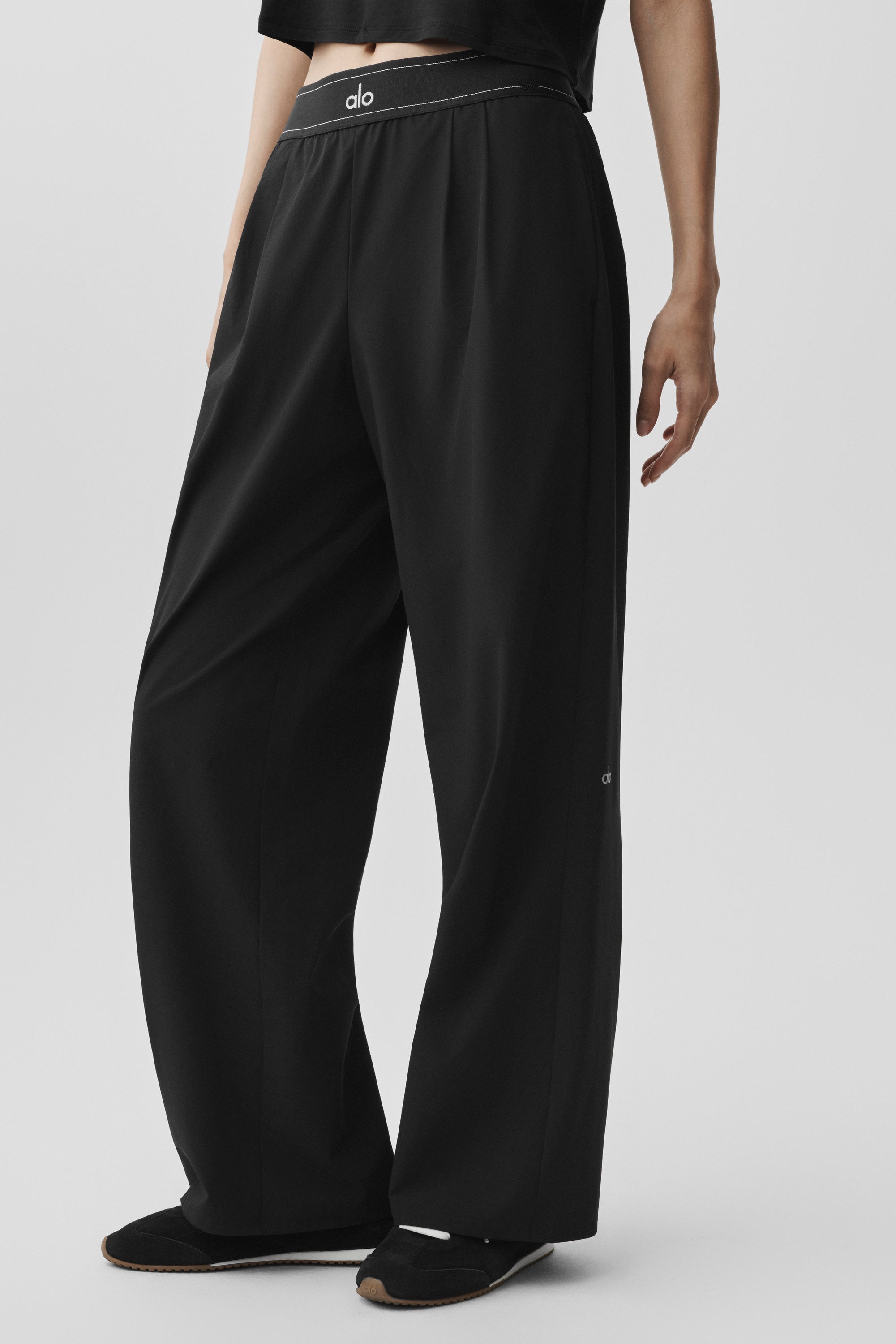 Alo Yoga Suit Up Trouser (Regular) - Black