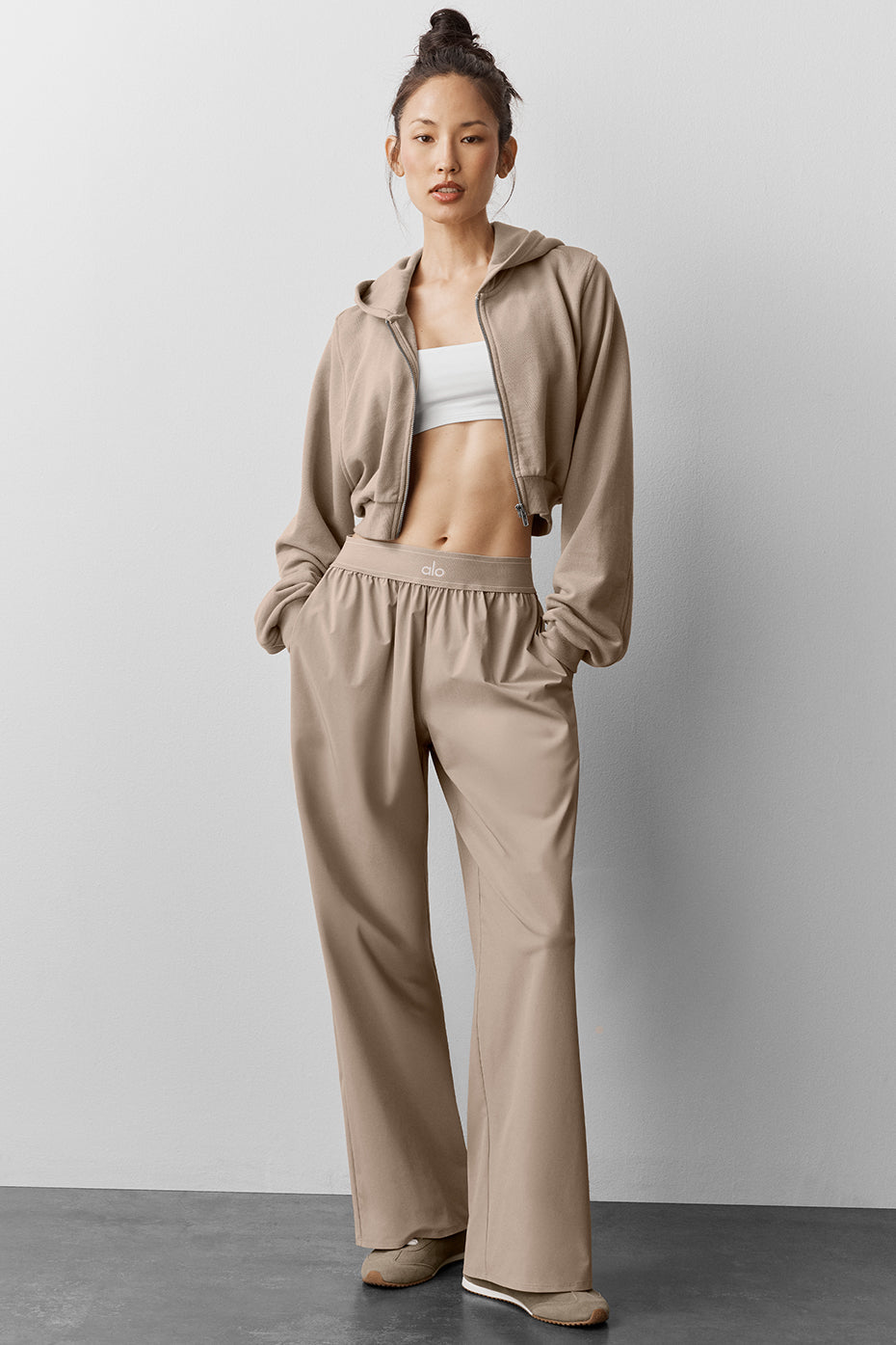 Alo Yoga Suit Up Trouser (Regular) - Gravel