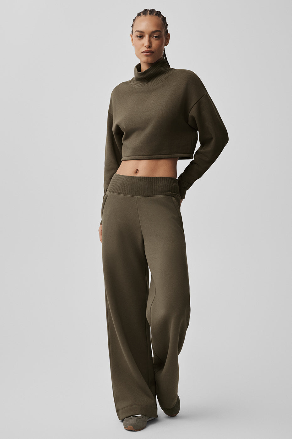 Alo Yoga Serenity Wide Leg Sweatpant - Olive Tree