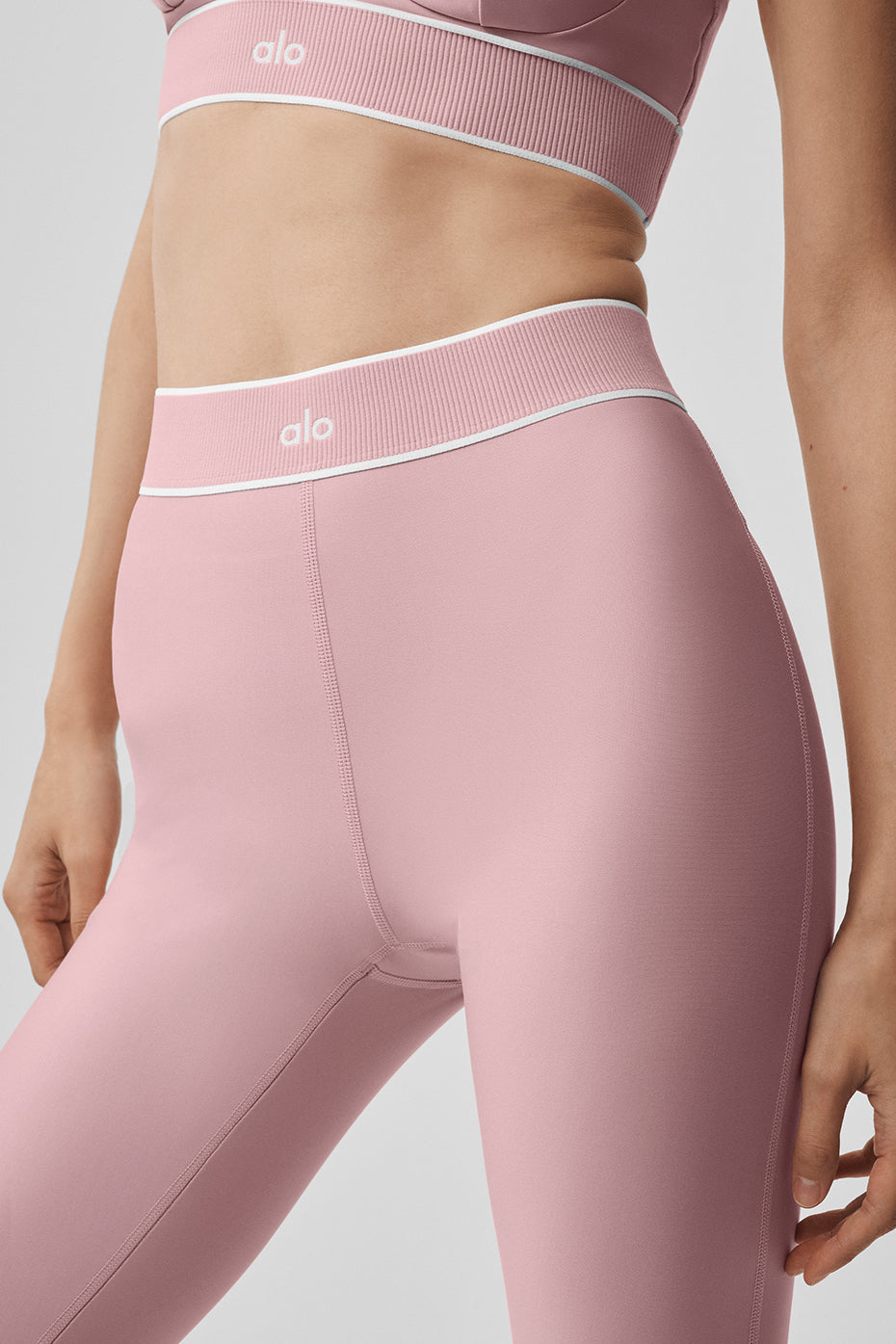Alo Yoga Airlift High-Waist Alignment Legging - Vintage Pink/White